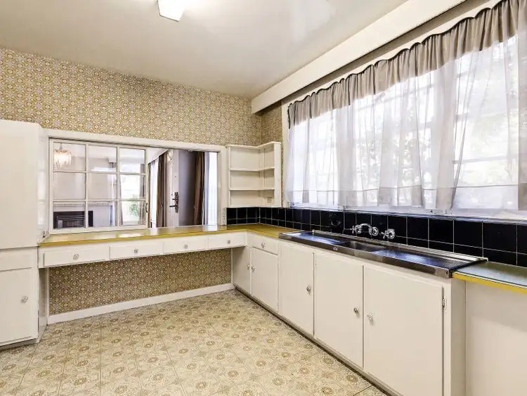 Third view of Homely apartment listing, 1/146 Power Street, Hawthorn VIC 3122