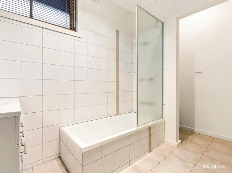 Sixth view of Homely house listing, 1/17 Taronga Court, Nunawading VIC 3131