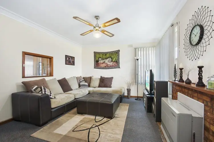 Second view of Homely house listing, 53 Pauls Crescent, Wendouree VIC 3355