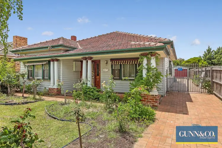 33 Summerhill Road, Footscray VIC 3011