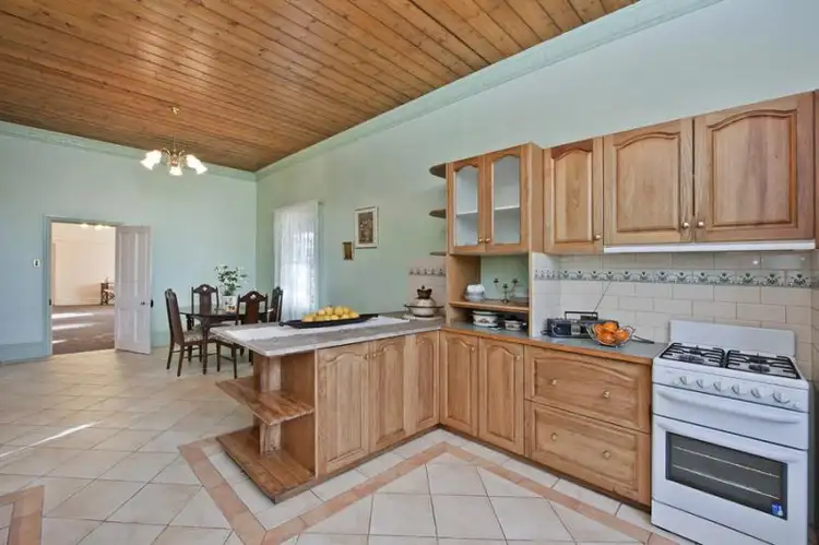 Seventh view of Homely house listing, 7 Luke Court, Maryborough VIC 3465