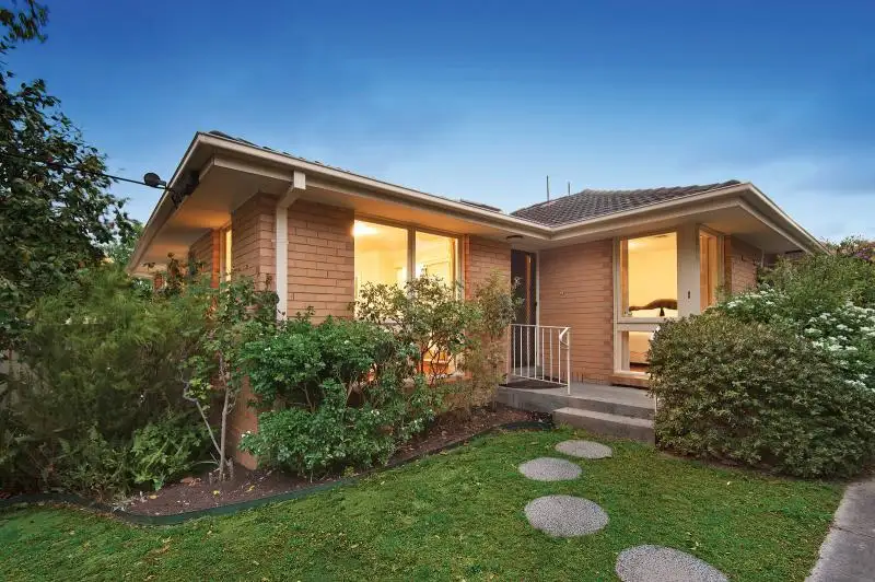 Main view of Homely unit listing, 1/27 Chatham Road, Canterbury VIC 3126
