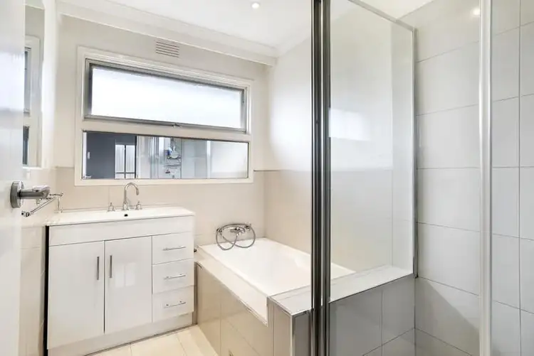 Fifth view of Homely townhouse listing, 6/15 Bundeera Road, Caulfield South VIC 3162