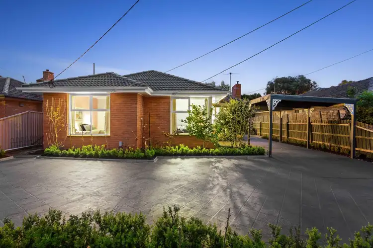 10 Woodcrest Road, Vermont VIC 3133