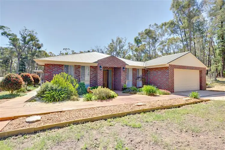 54 McMillan Road, Broomfield VIC 3364