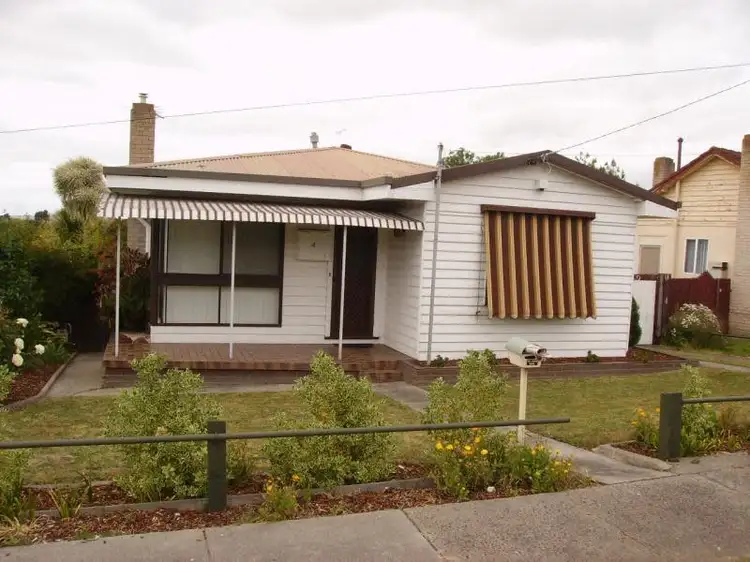 4 Williams Street