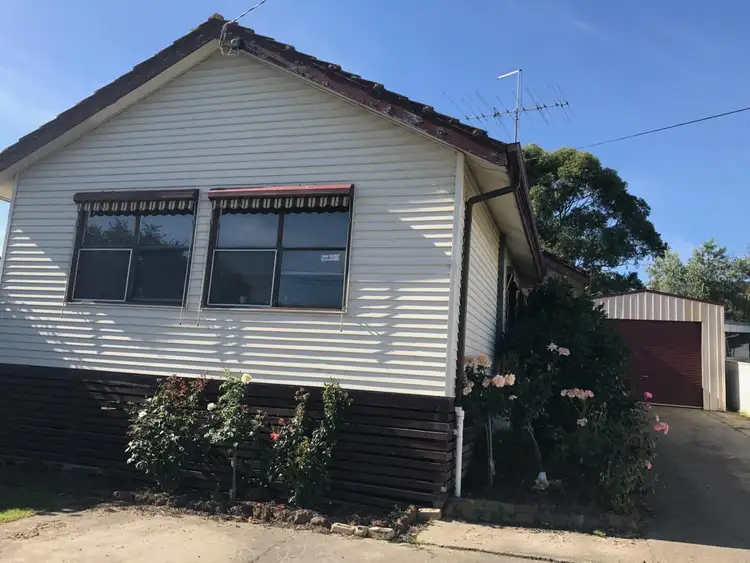 22 Dunbar Avenue, Morwell VIC 3840