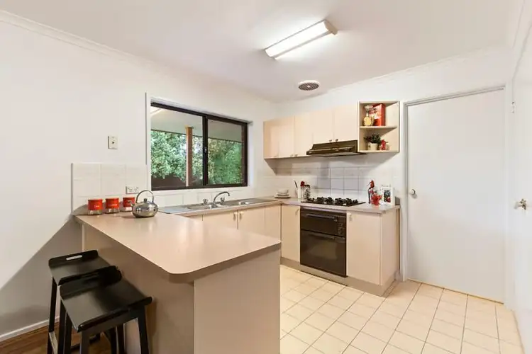 Fifth view of Homely house listing, 8 Stephanie Close, Ferntree Gully VIC 3156