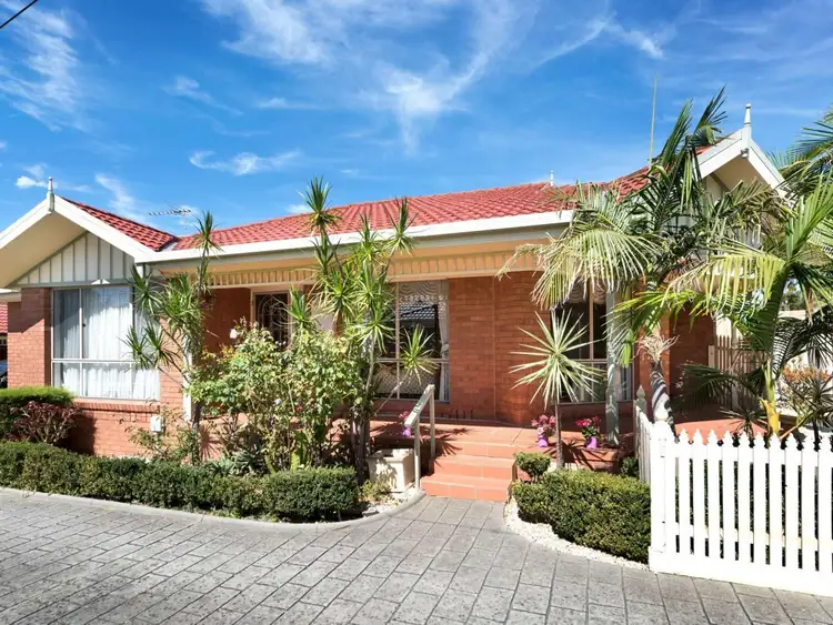1/5 Orchard Grove, Blackburn South VIC 3130