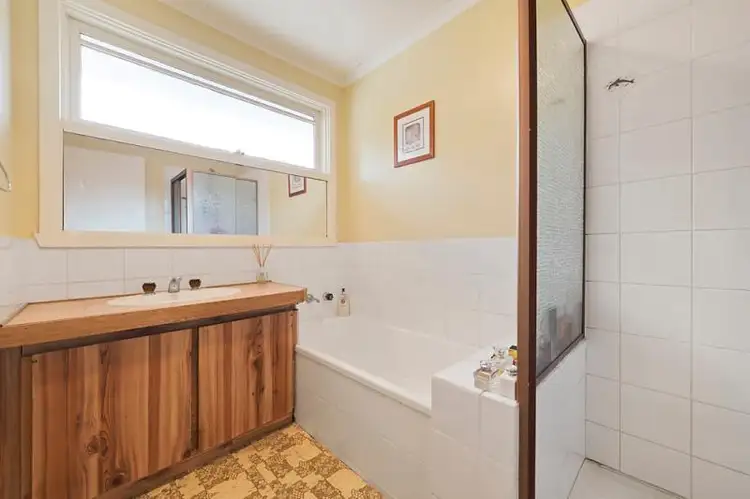 Fifth view of Homely unit listing, 1/11 Rotherwood Avenue, Mitcham VIC 3132