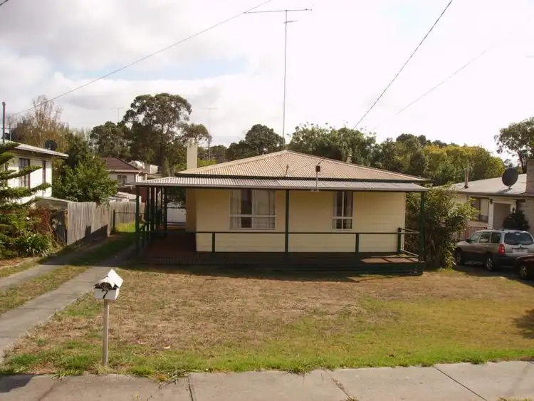 **UNDER CONTRACT**7 Dunbar Avenue, Morwell VIC 3840