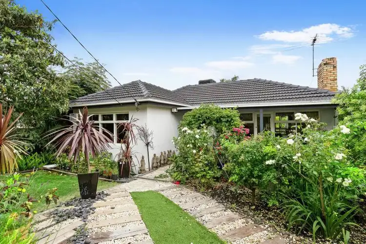1/7 Meryl  Street, Doncaster East VIC 3109