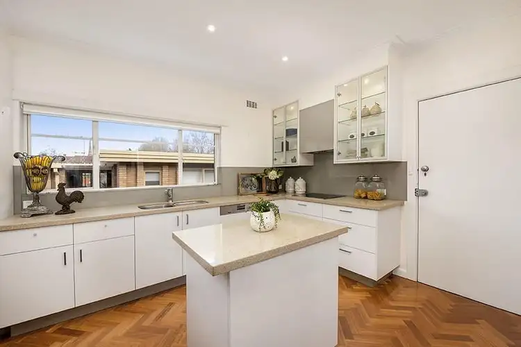 Fourth view of Homely apartment listing, 6/736 Orrong Road, Toorak VIC 3142
