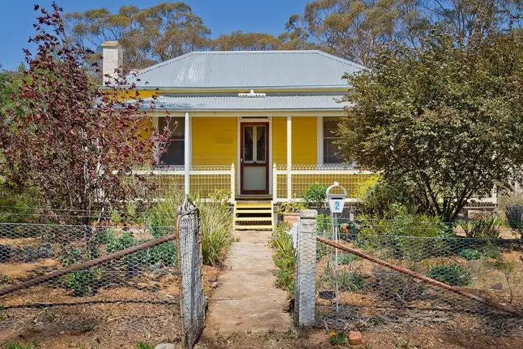 2 Monash Street, Newstead VIC 3462
