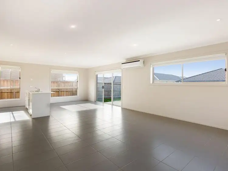 Third view of Homely house listing, 124 Crossway Avenue, Tarneit VIC 3029