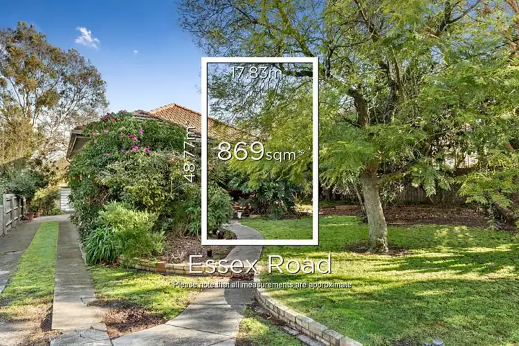 44 Essex Road, Surrey Hills VIC 3127