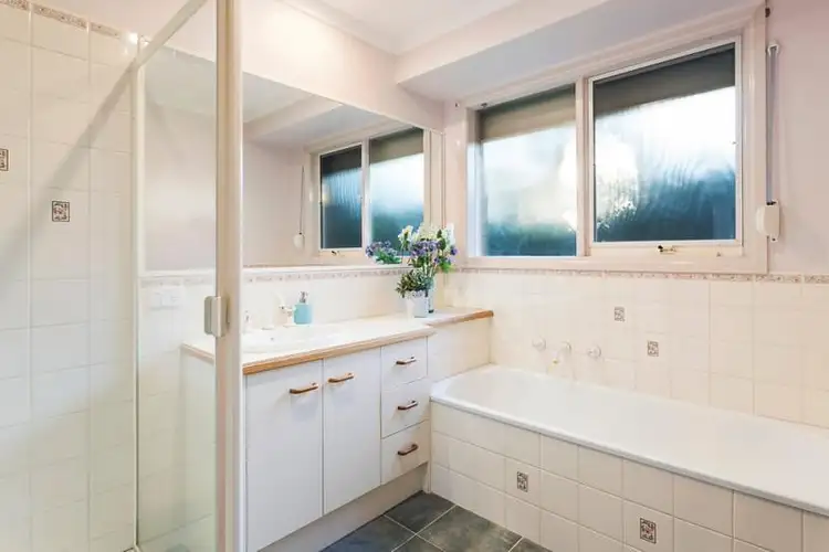 Sixth view of Homely townhouse listing, 2/19 Ainslie Park Avenue, Croydon VIC 3136