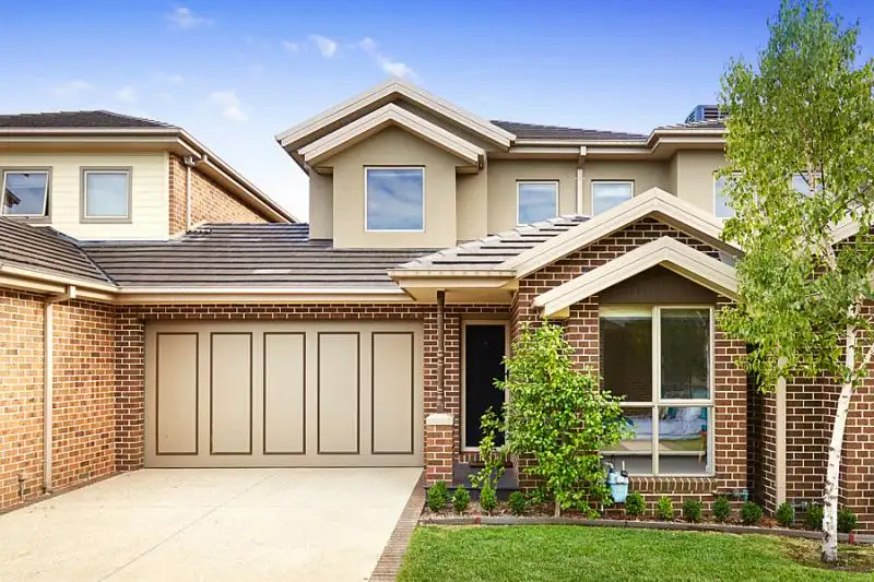 Main view of Homely townhouse listing, 10 Kingswood Rise, Box Hill South VIC 3128