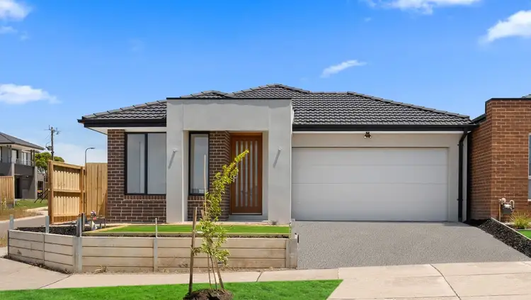 16 Spotted Harrier Street, Wallan VIC 3756