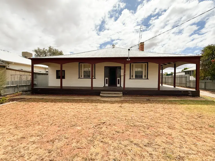 83 Hannon Street, Sea Lake VIC 3533
