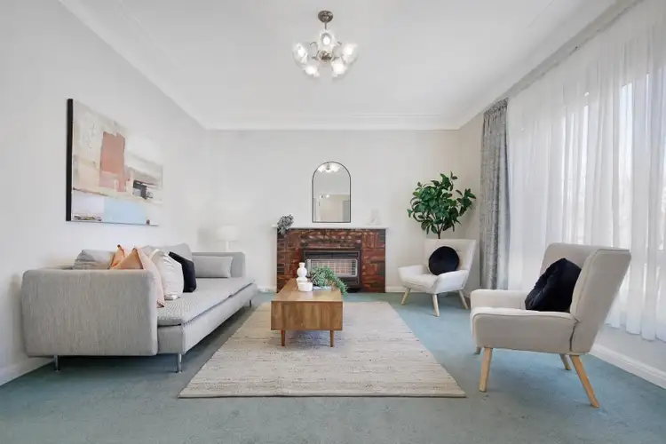 Second view of Homely house listing, 5 Wicklow Street, Ormond VIC 3204