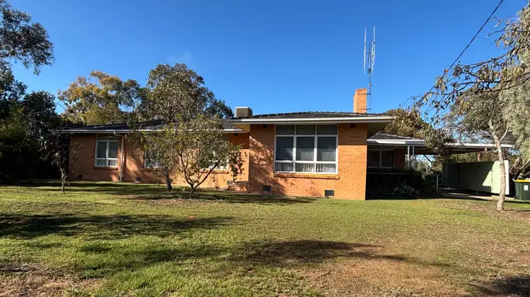 2 Hamilton Street, Sea Lake VIC 3533