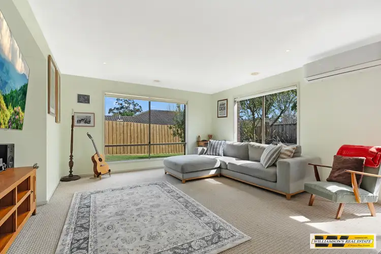 Fourth view of Homely house listing, 11 Rivendale Crescent, Drouin VIC 3818