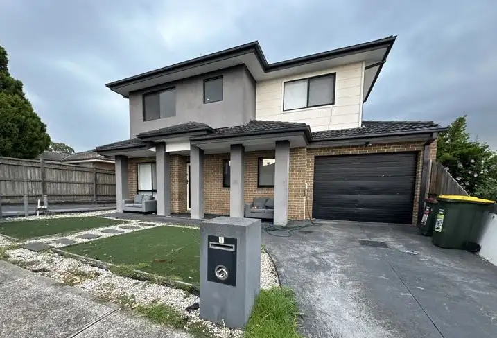 13 Field Street