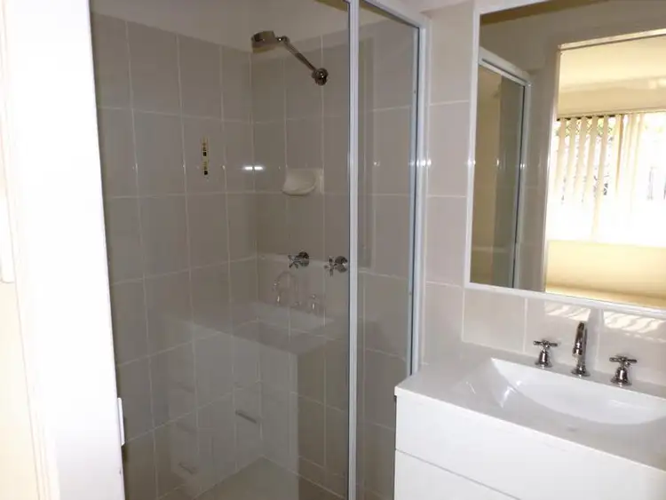 Seventh view of Homely house listing, 8 Alison Dr, Torquay QLD 4655