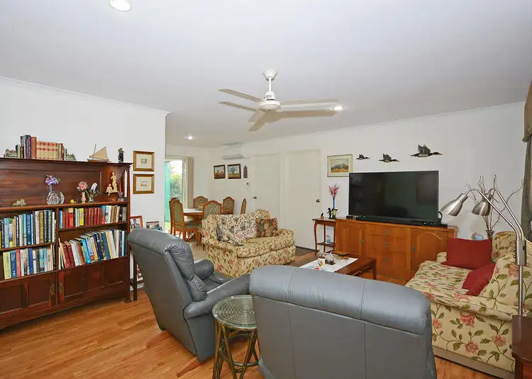 Fifth view of Homely house listing, 2 / 5 Ladbroke Cres, Urangan QLD 4655