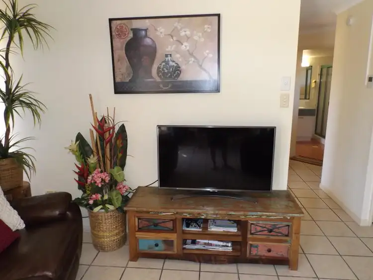 Sixth view of Homely unit listing, 3  / 496 Esplanade, Torquay QLD 4655