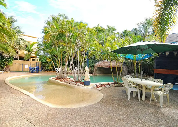 Third view of Homely townhouse listing, 3 / 33 Elizabeth St, Urangan QLD 4655