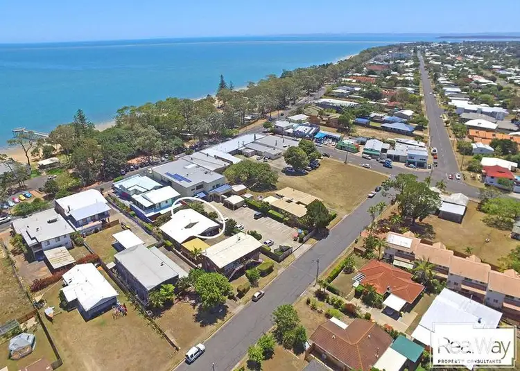 4 / 16 Campbell St, Torquay QLD 4655