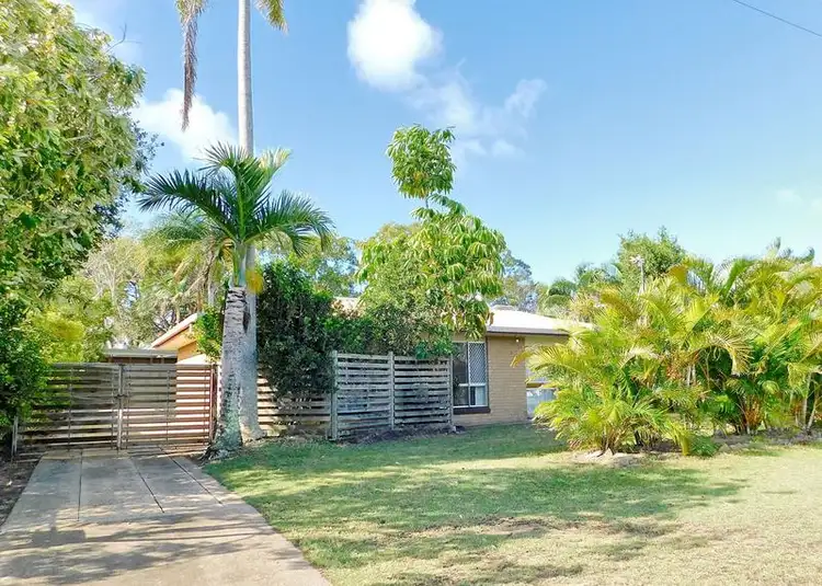 18 Colyton St, Torquay QLD 4655