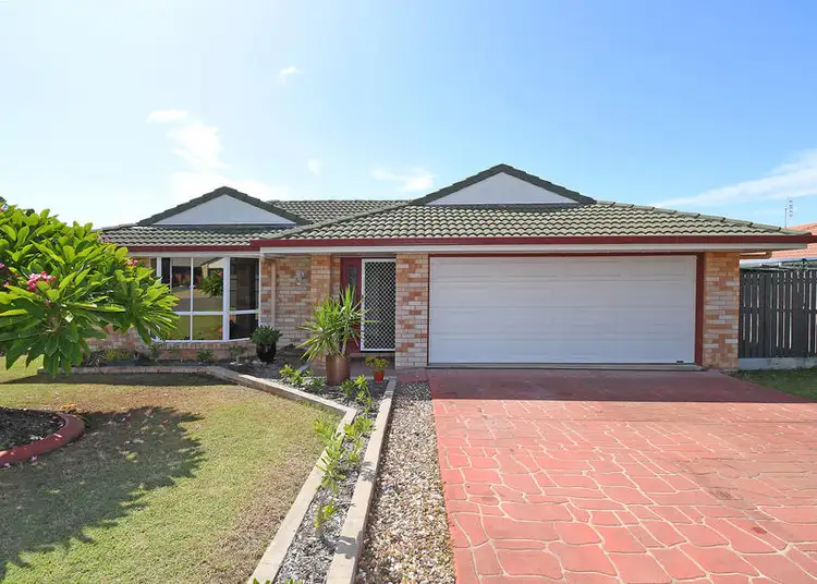 3 Ruddiman Ct, Torquay QLD 4655