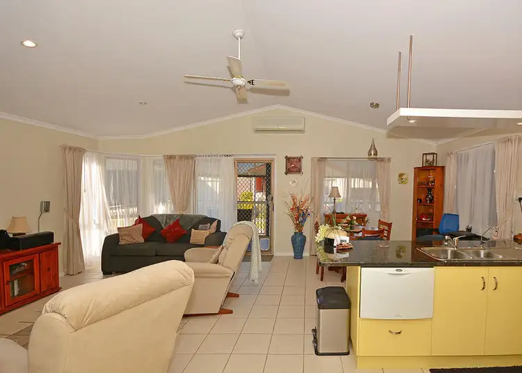 Fifth view of Homely unit listing, 250 / 7 Bay Dr, Urraween QLD 4655