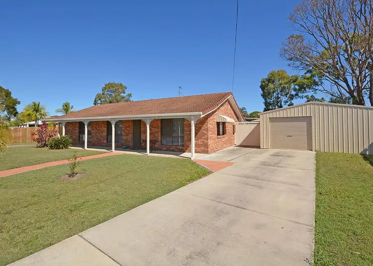 9 Poinciana Cres