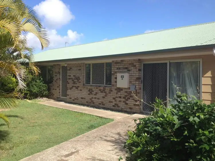 109 Robert St