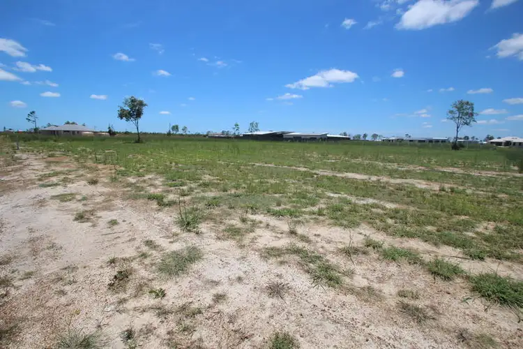 8 Undara Court, Branyan QLD 4670