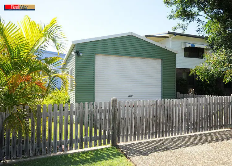 Third view of Homely house listing, 6 Aplin St, Point Vernon QLD 4655
