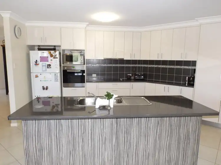 Sixth view of Homely house listing, 3 Bayridge Heights Dr, Nikenbah QLD 4655