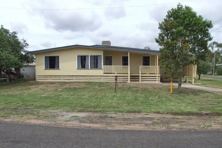 2 Knox Street, Dalby QLD 4405