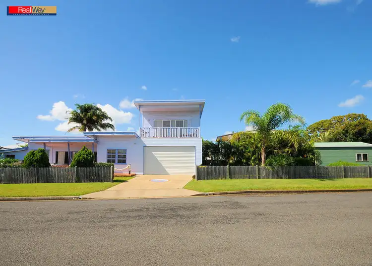 6 Aplin St, Point Vernon QLD 4655