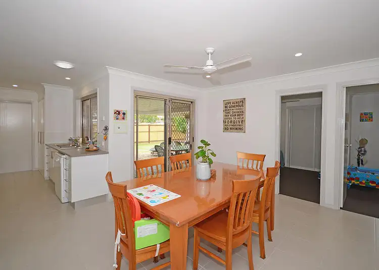 Fifth view of Homely house listing, 10 Granada Ct, Point Vernon QLD 4655
