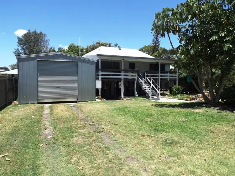 19 Hibiscus St, Urangan QLD 4655