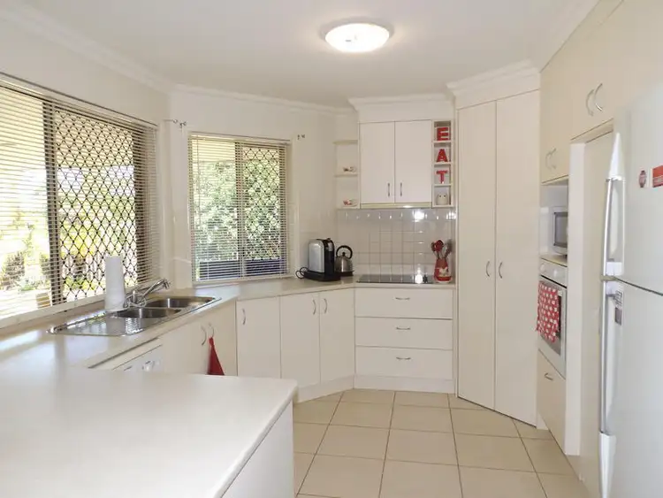 Second view of Homely house listing, 3 Lockerbie Ct, Kawungan QLD 4655