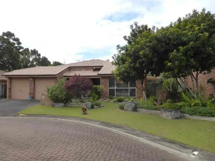 4 Oakleigh Circuit, Robina QLD 4226