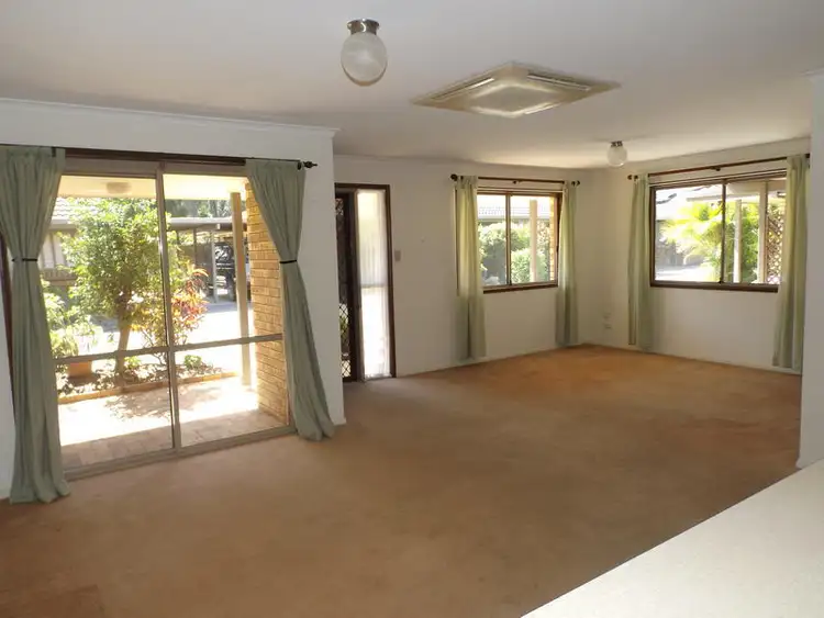 Seventh view of Homely unit listing, 5 / 230 Torquay Tce, Torquay QLD 4655