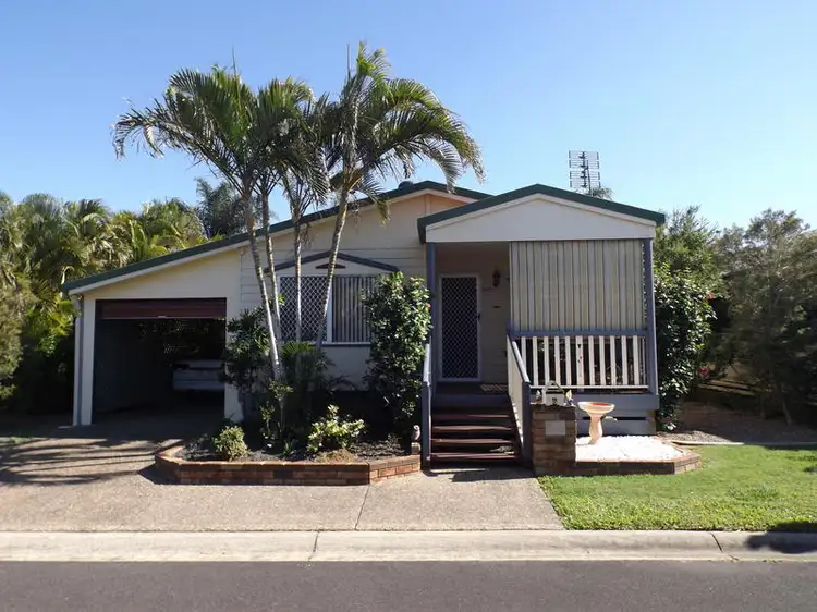 6 / 59 Truro St, Torquay QLD 4655