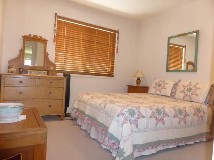 Third view of Homely house listing, 5 Tolai Court, Mudgeeraba QLD 4213
